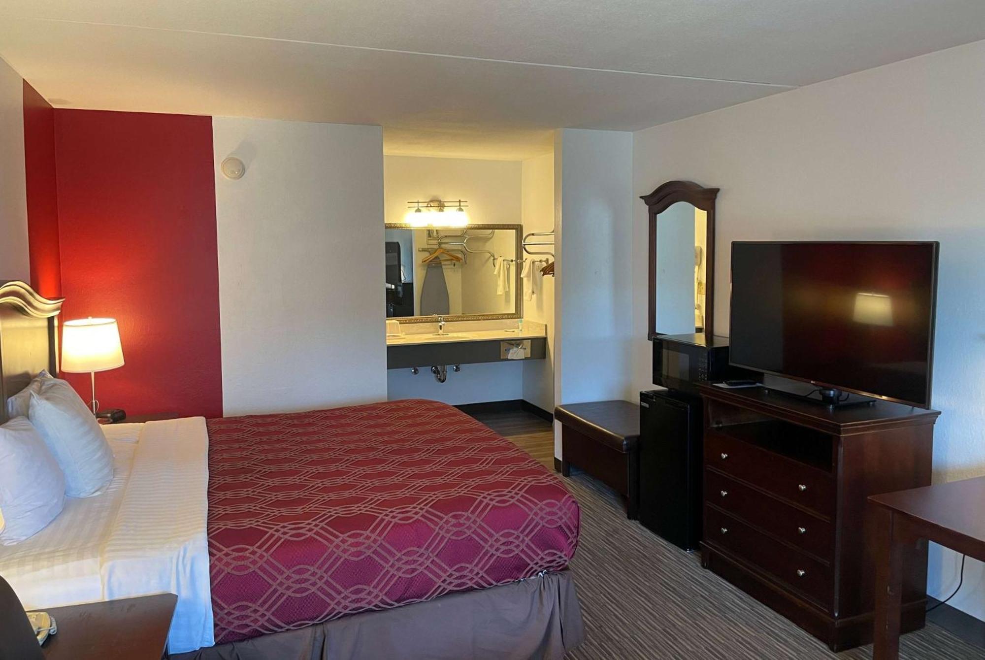 Hotel Ramada By Wyndham Branson Theatre District Exterior foto